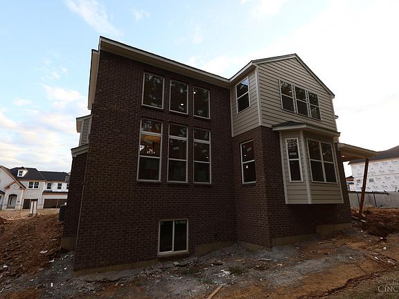 4th image of 415 Glen Abbey Ln #19