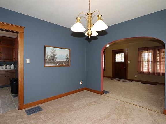 5th image of 622 Millville Ave