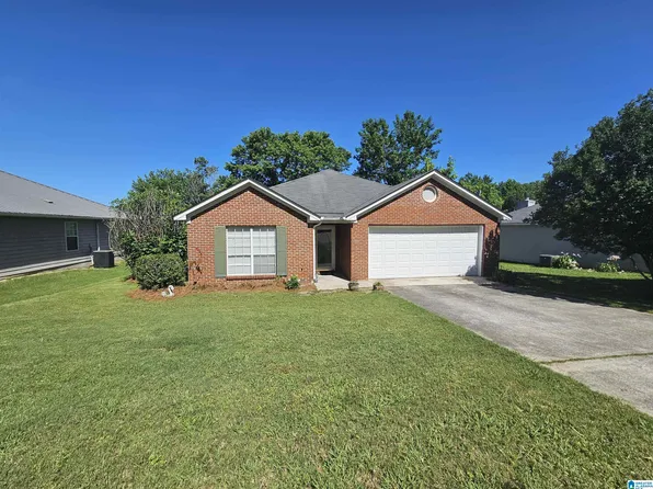 6744 Lakes Edge Ln, Pinson, AL 35126