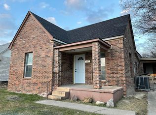 2418 NW 27th St, Fort Worth, TX 76106