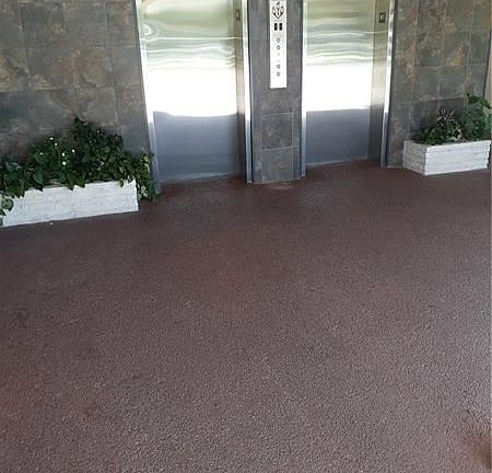 4th image of 950 Hillcrest Dr APT 108