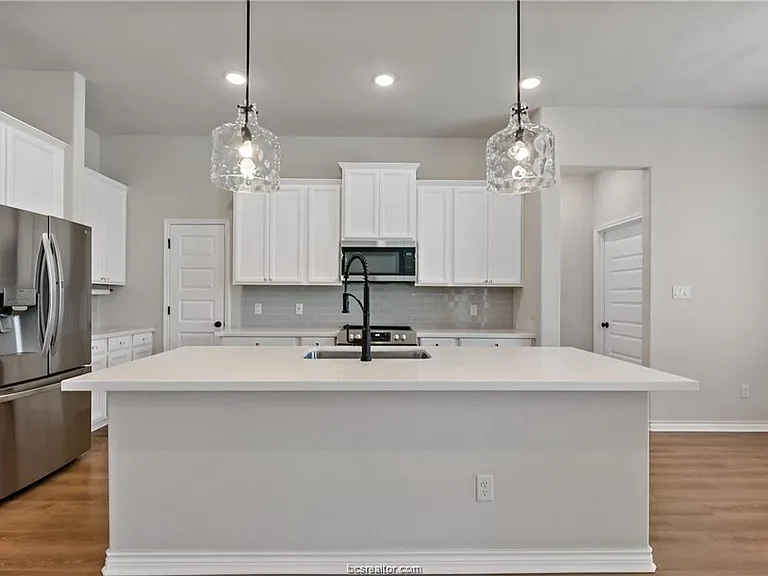 3429 Omaha Ct — Photo 6