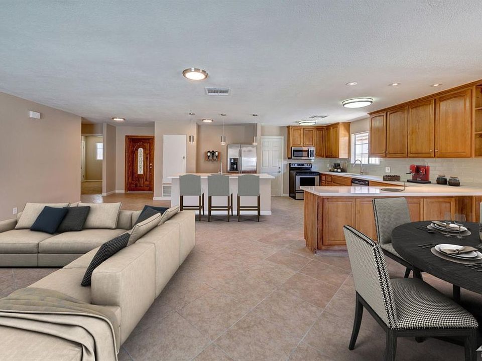 1st image of 52600 Avenida Carranza