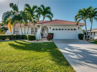 1424 Wellington Ct, Cape Coral, FL 33904