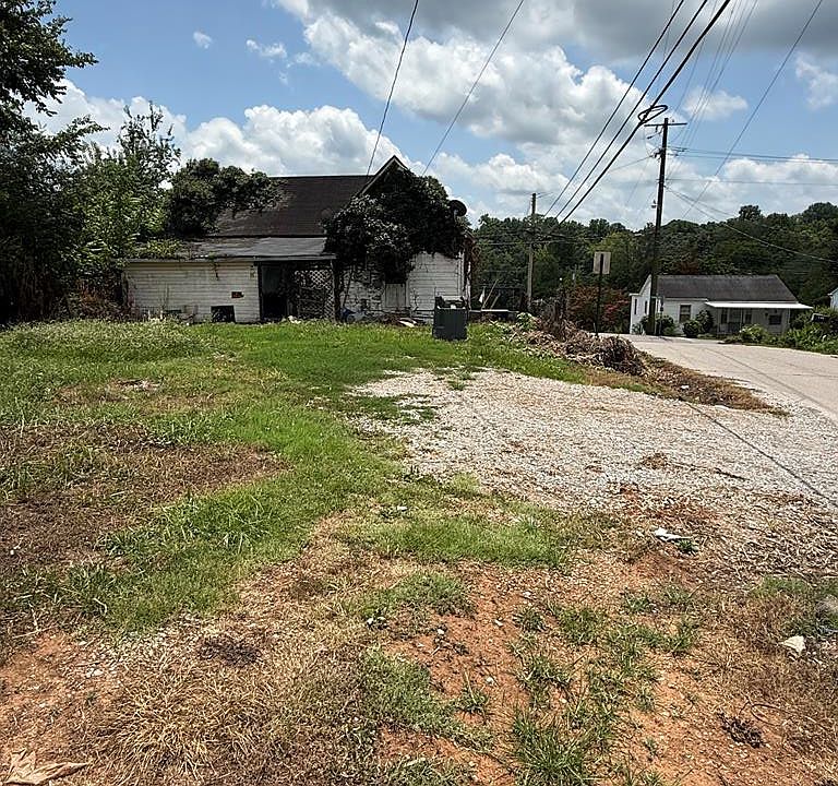 1st image of 20 Cedar Bend St
