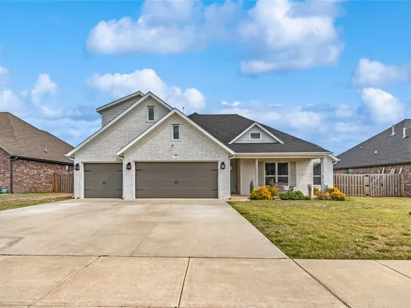 764 Malbec Rd, Springdale, AR 72762