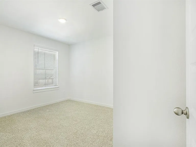 31707 Theodore Bend Dr — Photo 38