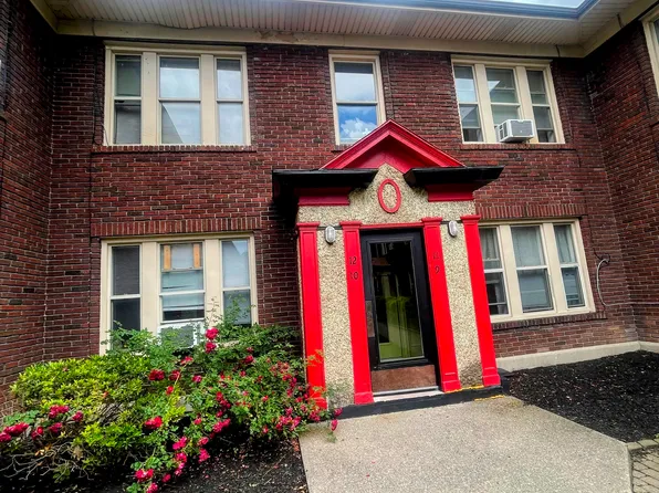 DaVinci Court Apartments