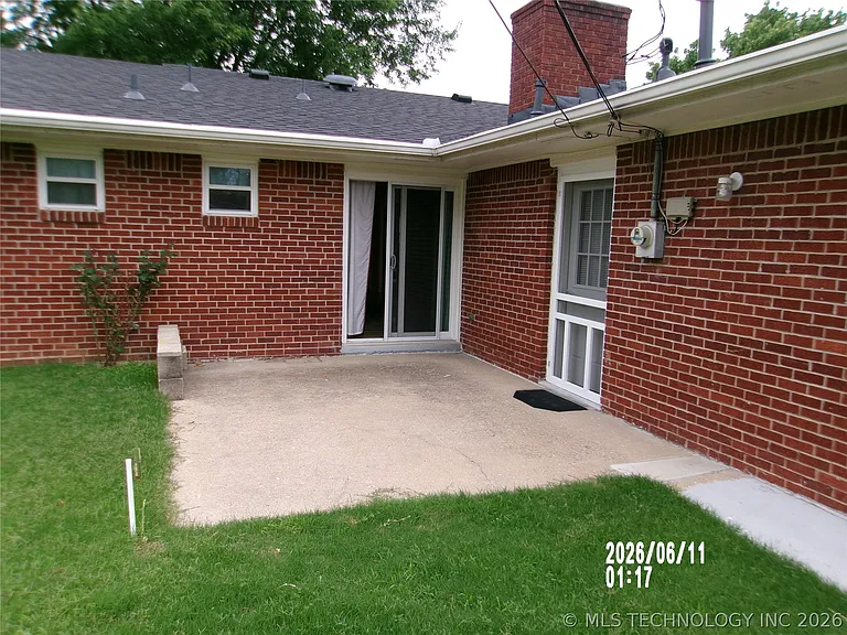 1242 Saddle Ln #1 — Photo 10