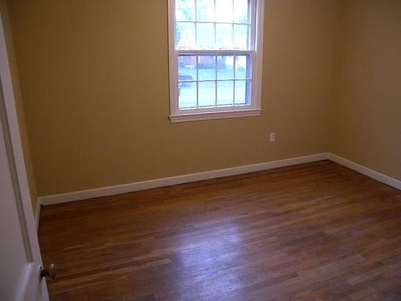 2nd image of 3319 Birchlawn Ave NW