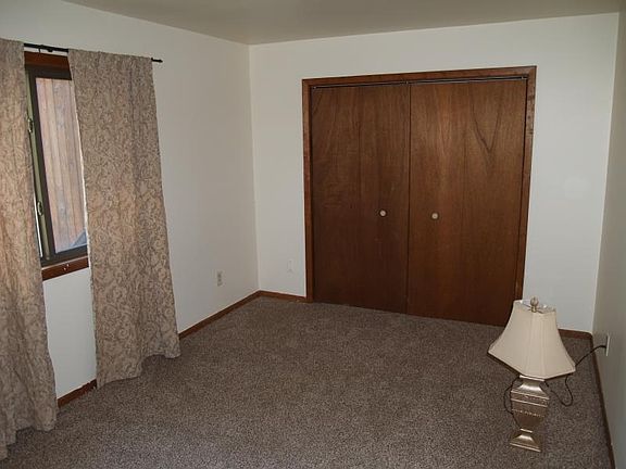 2nd image of 3 Augusta Dr Unit 2