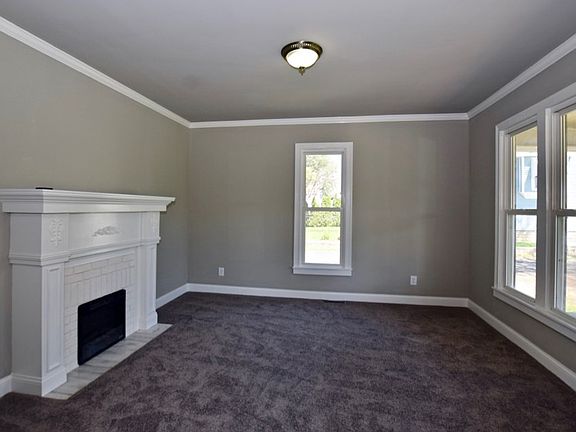 5th image of 628 Mount Vernon Ave