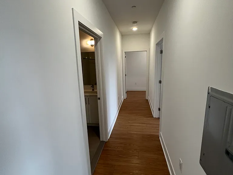 427 Bergen Ave #3 — Photo 4