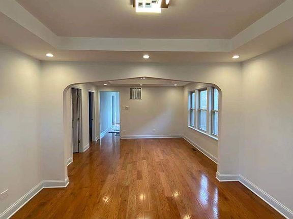 4th image of 2719 Harvey Ave
