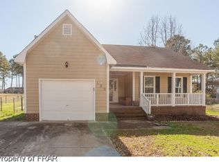 109 Berwick Dr, Raeford, NC 28376