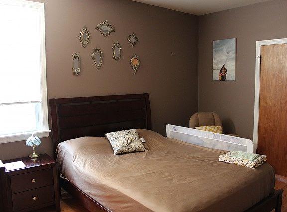 5th image of 3225 W Olive Ave #2