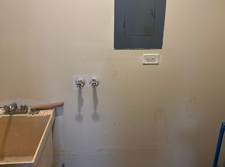 587 Wentworth Ave #2, Calumet City, IL 60409