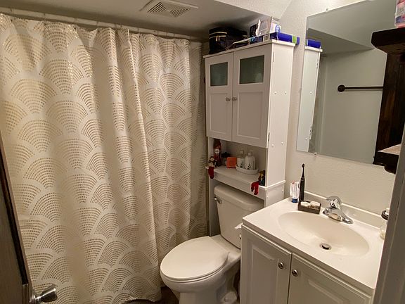 3rd image of 2704 N Stowell Ave #A