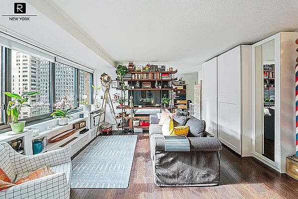 1st image of 77 Fulton St APT 23G