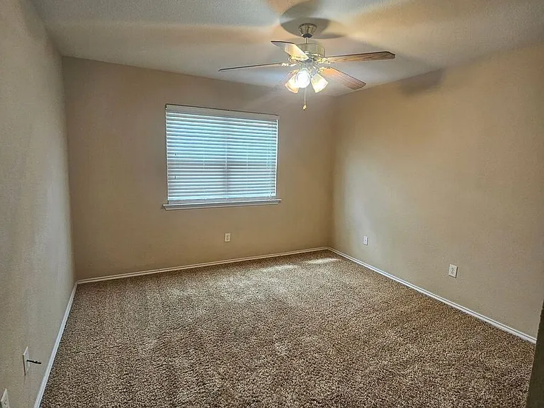 3020 Rain Dance Loop — Photo 13