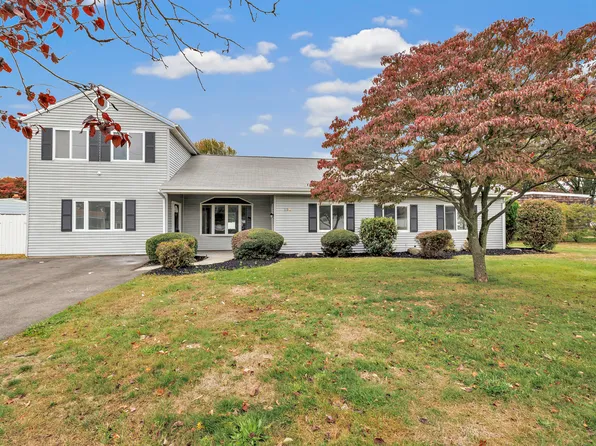 130 Marina Drive, Stratford, CT 06614