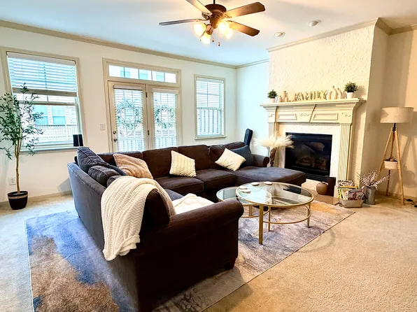 671 Village Field Ct, Suwanee, GA 30024