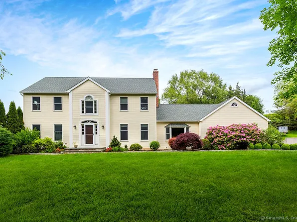 12 Fawn Ridge Drive, Brookfield, CT 06804