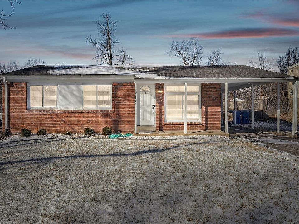 1st image of 2815 Foxwood Dr