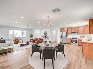 929 Center St, Henderson, NV 89015