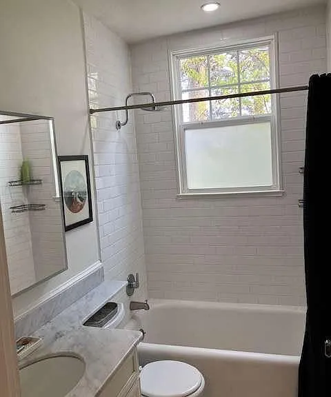 435 10th St NE #18 — Photo 27