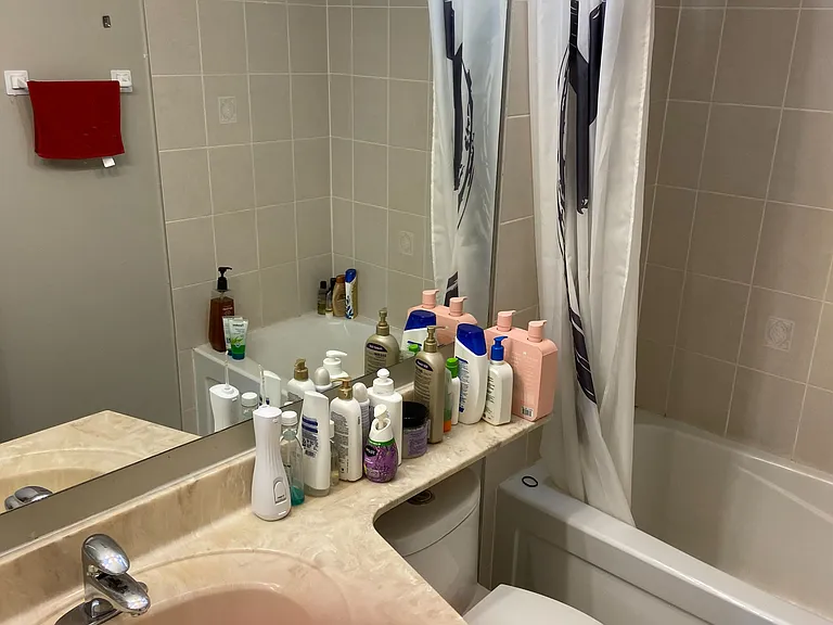 70 Absolute Ave E #703 — Photo 25