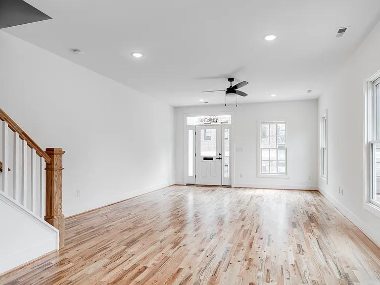 720 Jessamine St #A — Photo 6