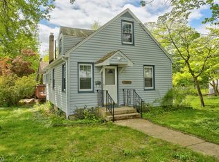 67 Elmwood Dr, Parsippany, NJ 07054