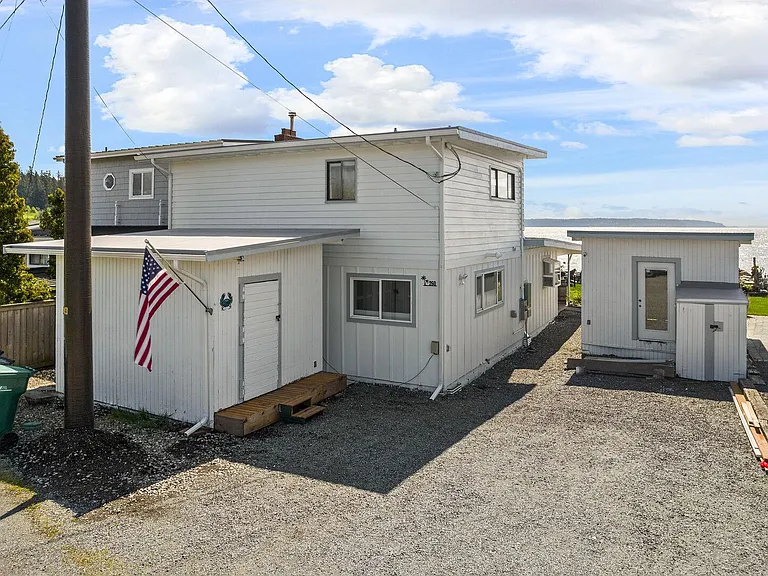 260 Driftwood Shores Rd — Photo 37