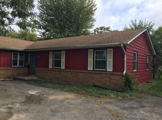 361 Independence Dr, Aurora, IL 60506