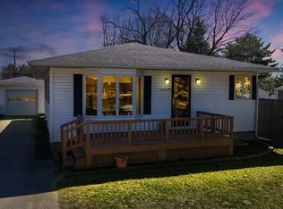 906 Olmstead St, Ludington, MI 49431