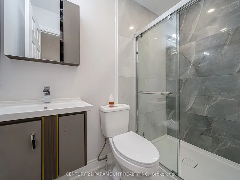 11 Gondola Cres — Photo 25