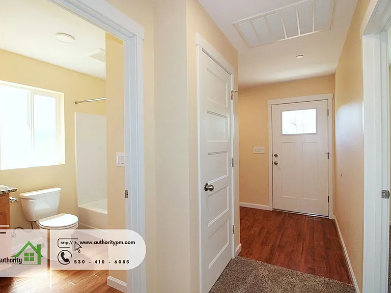 9657 Swasey Dr — Photo 13