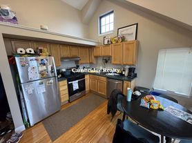 241 River St