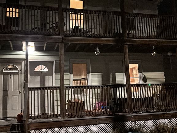 4th image of 167 Central St #1