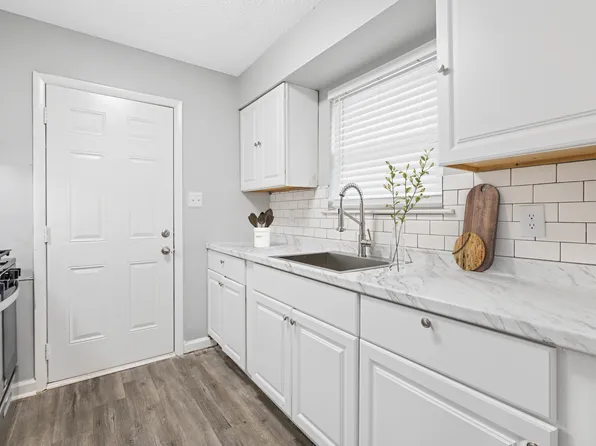 The Alcove Townhomes