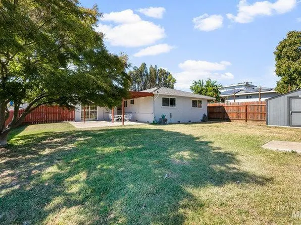 10 Flamingo Ct, American Canyon, CA 94503