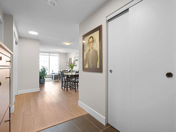 5th image of 175 W 2nd St #907