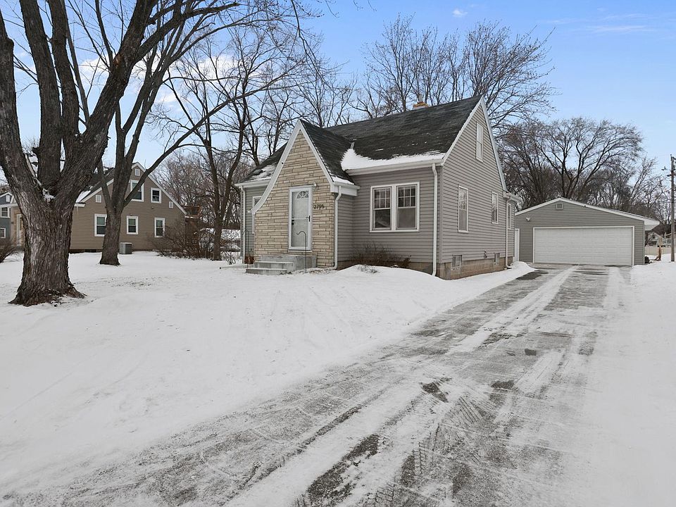 1st image of 2795 90th Ln NE