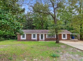386 Summer Hill Rd, Fayetteville, NC 28303