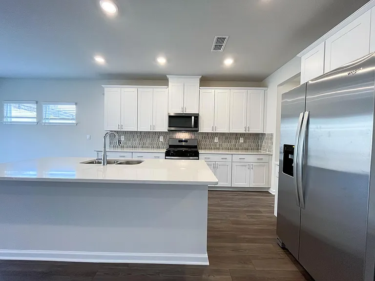 6003 Hickory Creek Ct — Photo 10