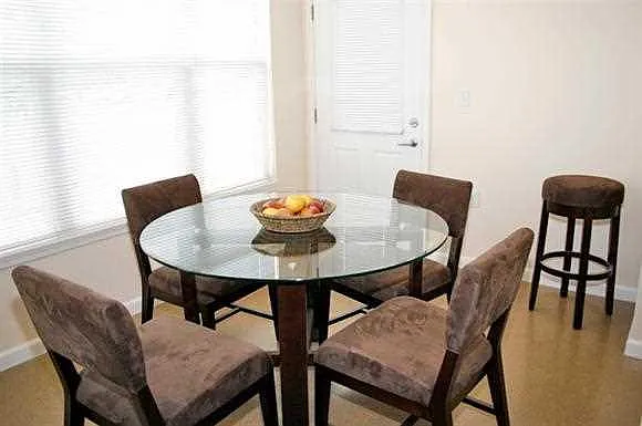 1001 N Compton Ave — Photo 7