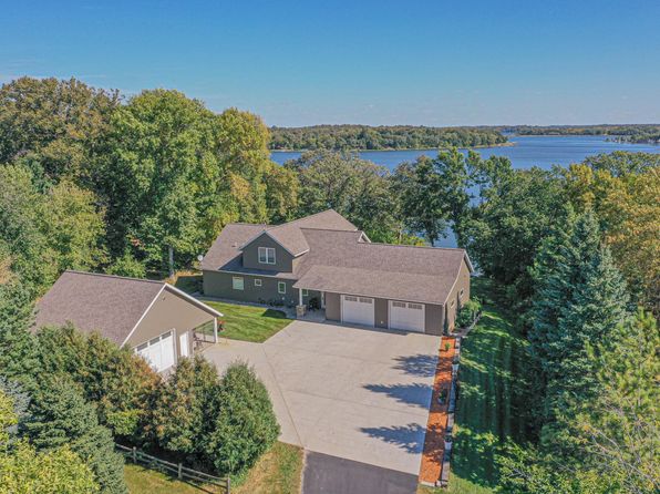 12779 Gurie Ln SW, Farwell, MN 56327