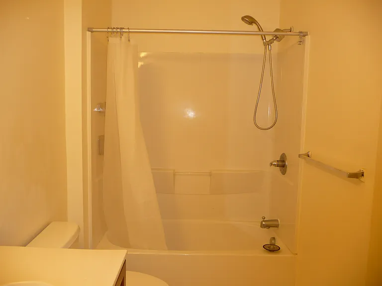 220 Roosevelt Dr — Photo 21