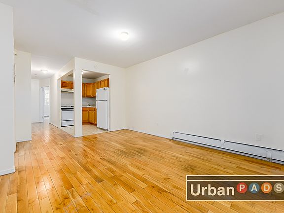 4th image of 793 Lexington Ave #5